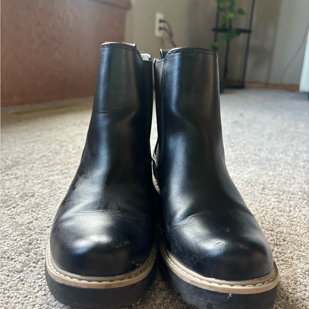 Black Leather Chelsea Boots